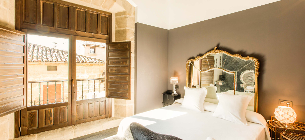 Hotel Teatrisso La Rioja Rusticae cama