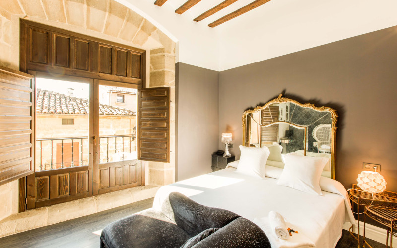 Hotel Teatrisso La Rioja Rusticae cama