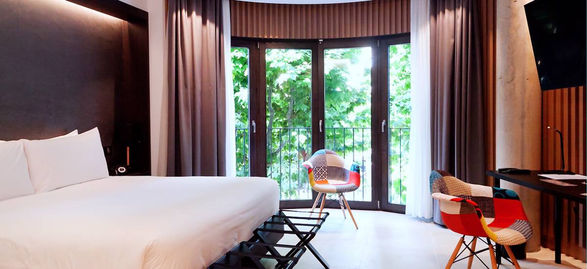 Hotel Vila Arenys in Arenys de Mar Room Bed