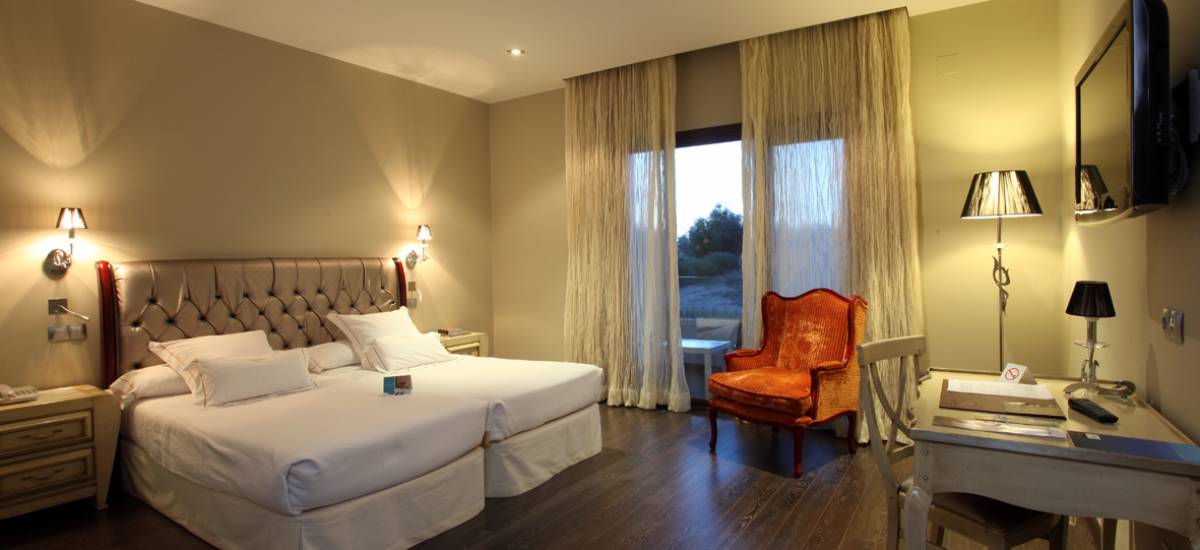 Hoteles Rusticae, Hoteles con piscinas de impresión, Hoteles rur