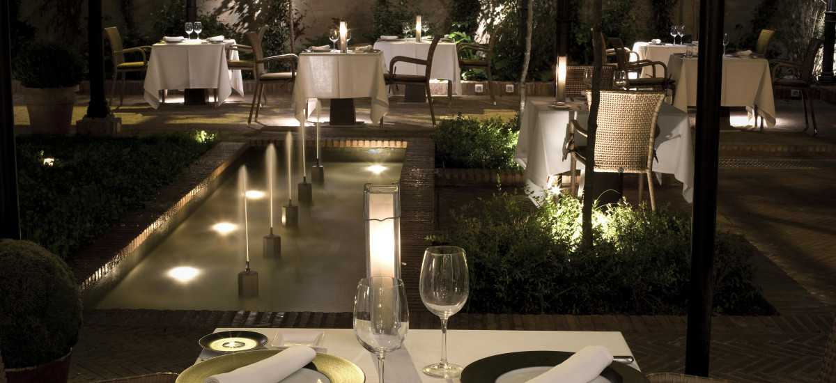 Rusticae Granada Hotel con encanto Comedor exterior