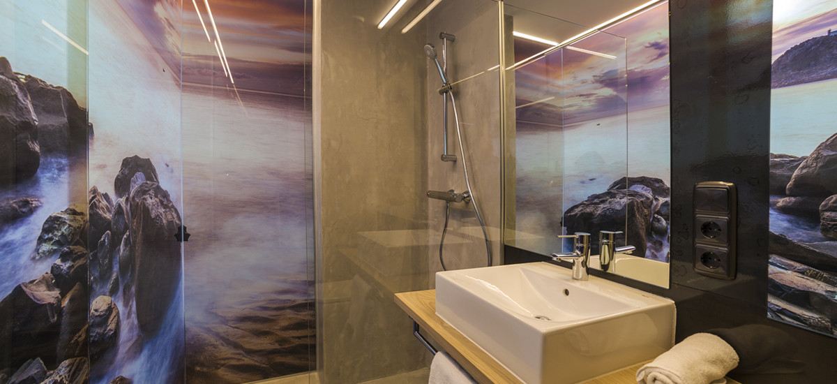 Rusticae Gipuzcoa charming Hotel Zerupe bathroom