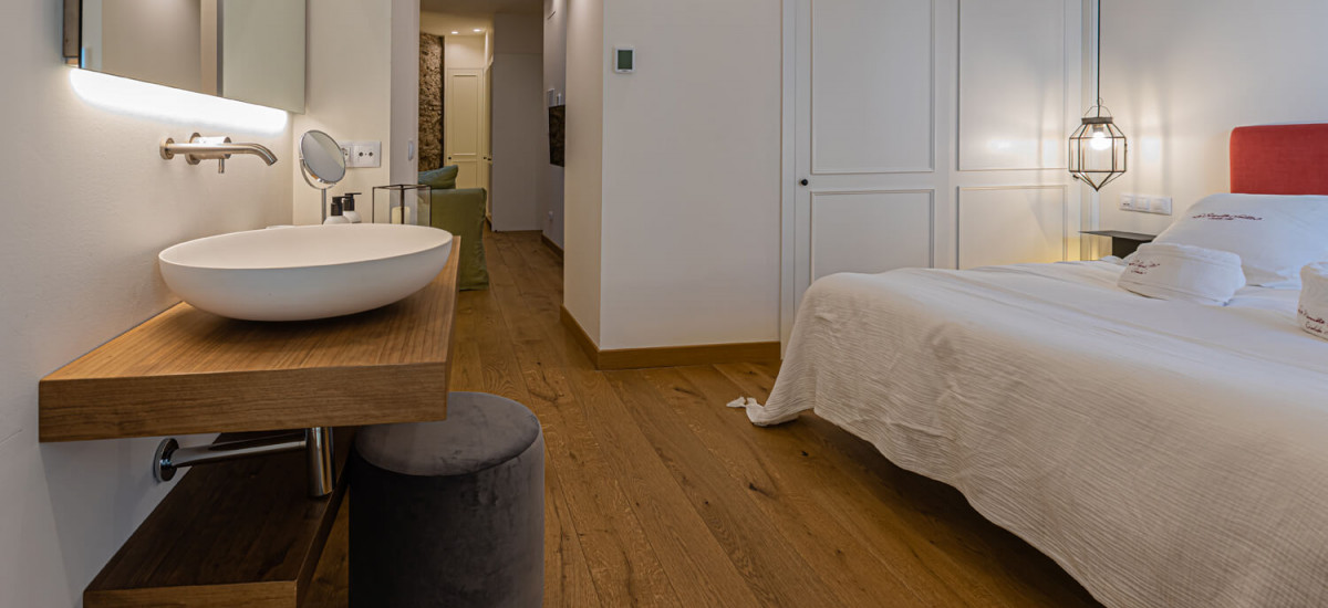 La Ermita Suites