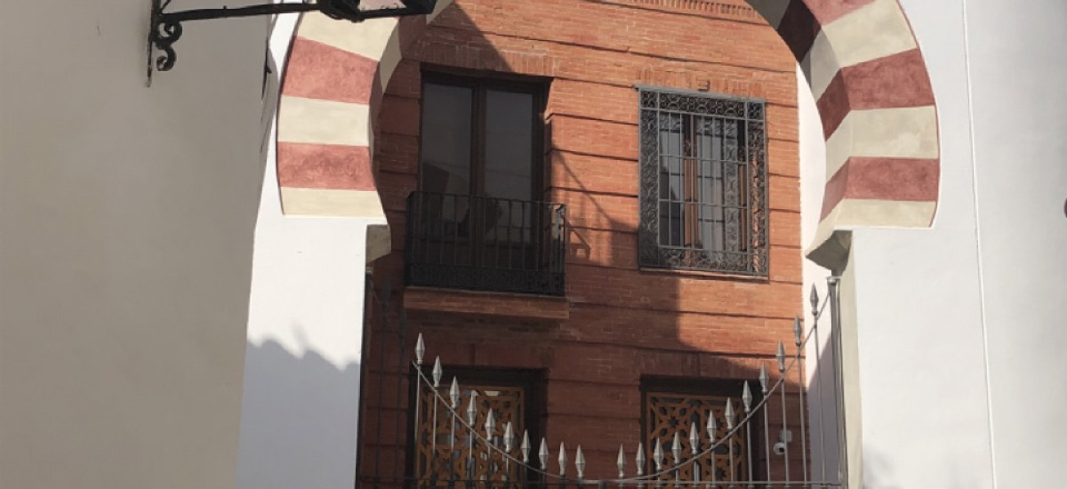 La Ermita Suites