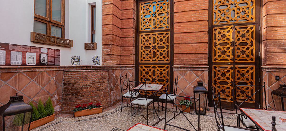 La Ermita Suites