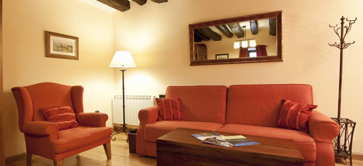 Rusticae Huesca Hotel con encanto Salón