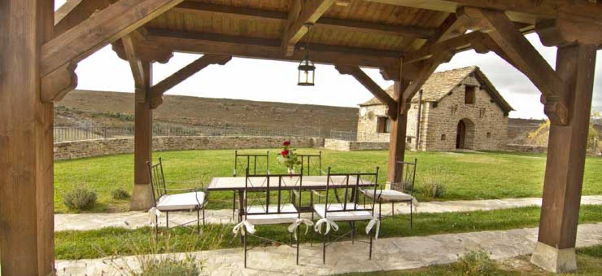 Rusticae Huesca Hotel con encanto Exterior