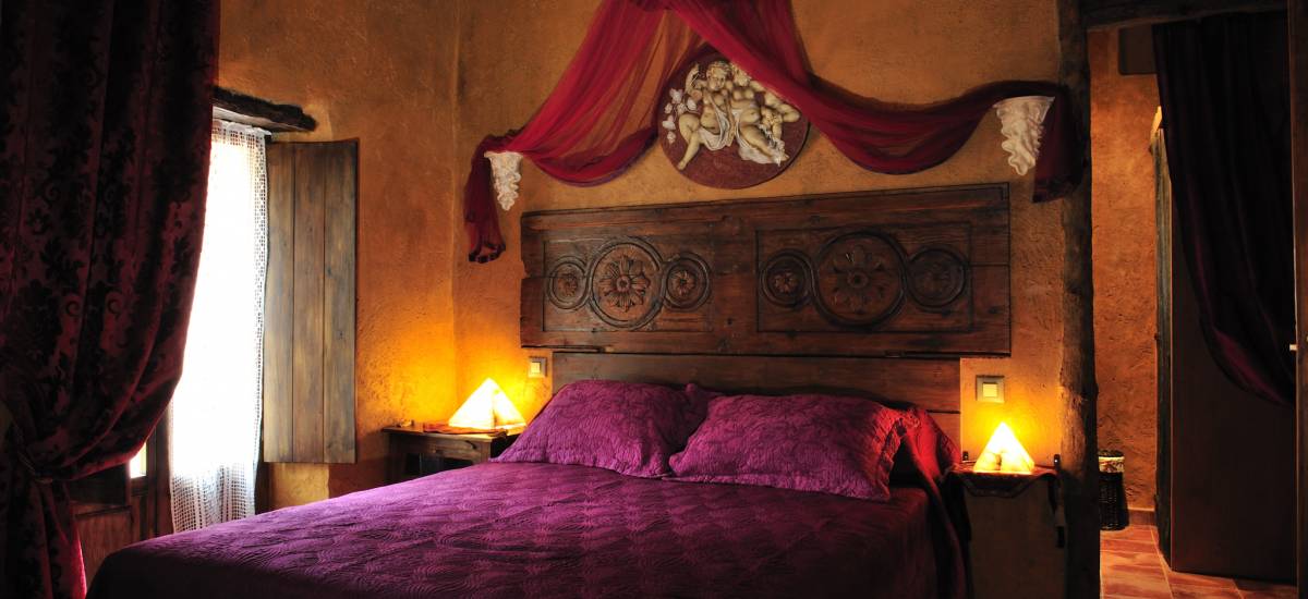 Rusticae Teruel charming Hotel Moradas Temple bedroom