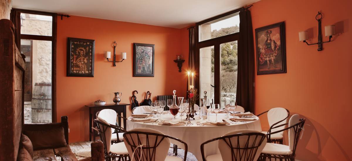 Rusticae Teruel Hotel Mas de la Serra romantic dining room