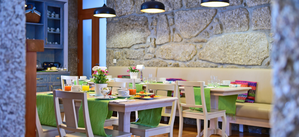 Solar Egas Moniz-Charming House & Local Experiences