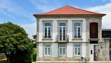 Solar Egas Moniz-Charming House & Local Experiences