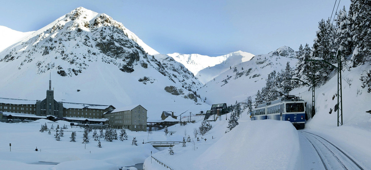 Vall de Nuria Tren Cremallera Valle de Nuria Guía qué hacer ver