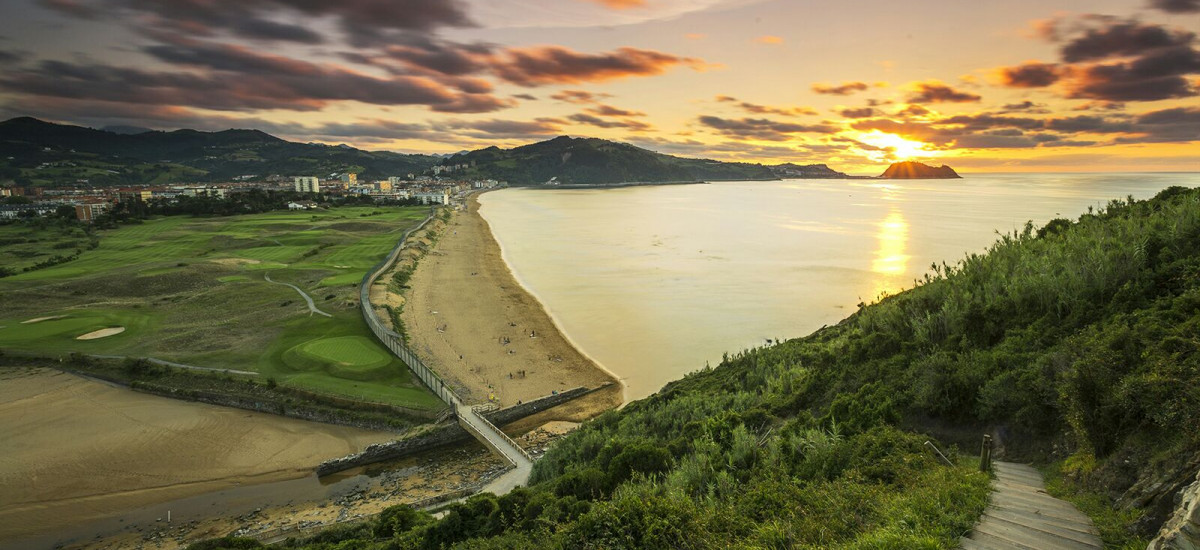 Zarautz y Getaria Playa Planes que Ver y Hacer Zarautz Getaria