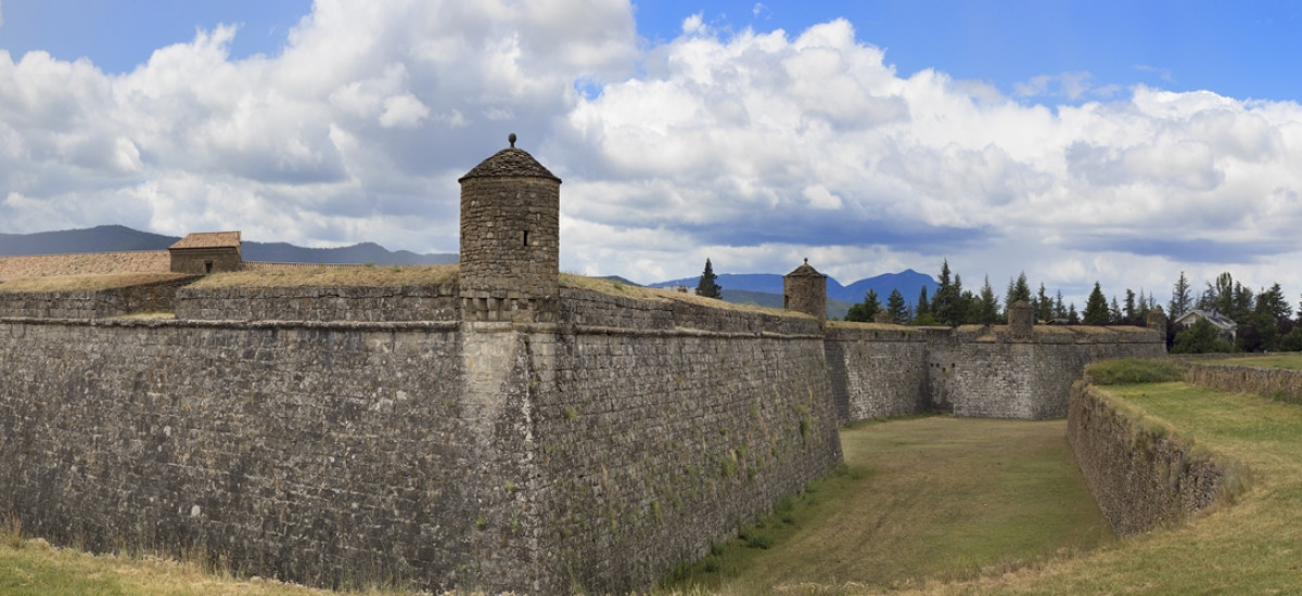 DISCOVERING PYRENEES:	RELAX AND DISCONNECT