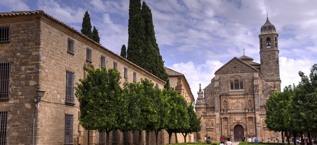 Hoteles en Ubeda y Baeza que ver Plaza