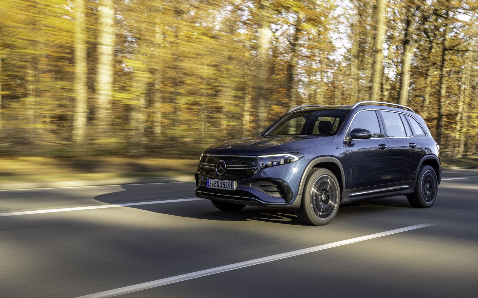 En ruta con Mercedes EQB SUV… por Palencia 