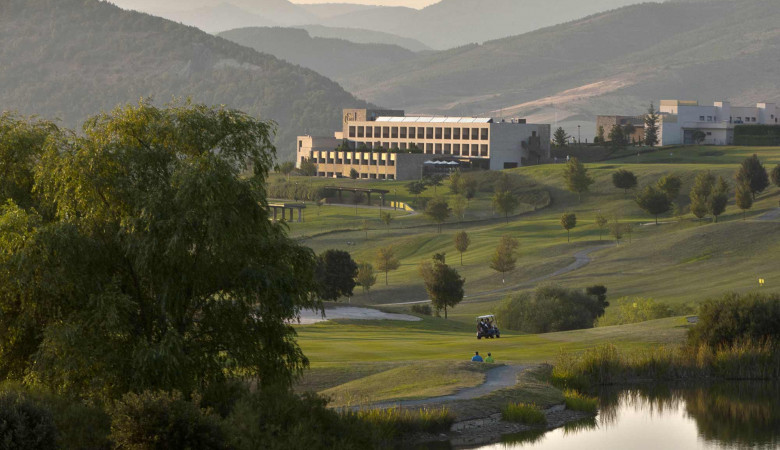 Rusticae Castillo de Gorraiz hotel en Pamplona con campo de golf