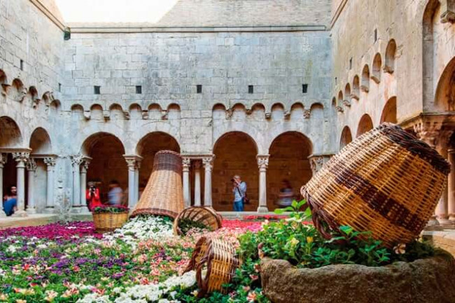  TEMPS DE FLORS (GIRONA)