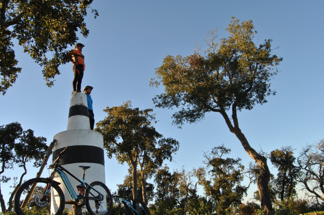 Los "Incombustibles": Pareja aventurera