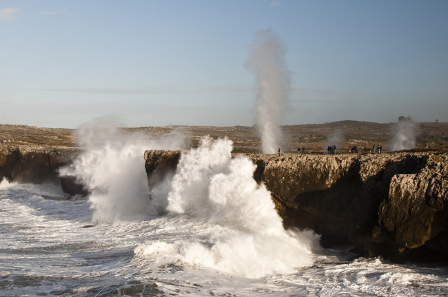 Sabor a mar: Los bufones de Pría con niños en Asturias