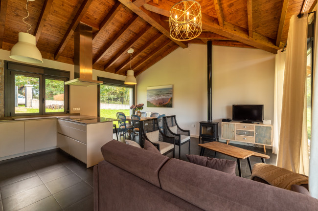 CASA VALLE -    Valle, Caravia  (Asturias - España)