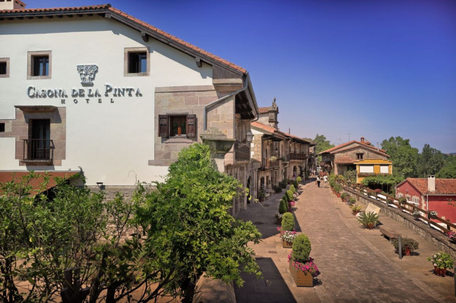 Casona de la Pinta (Cantabria)