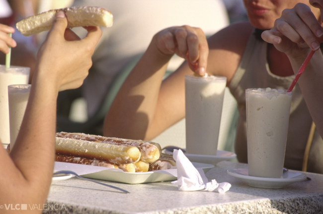 Probar los platos típicos