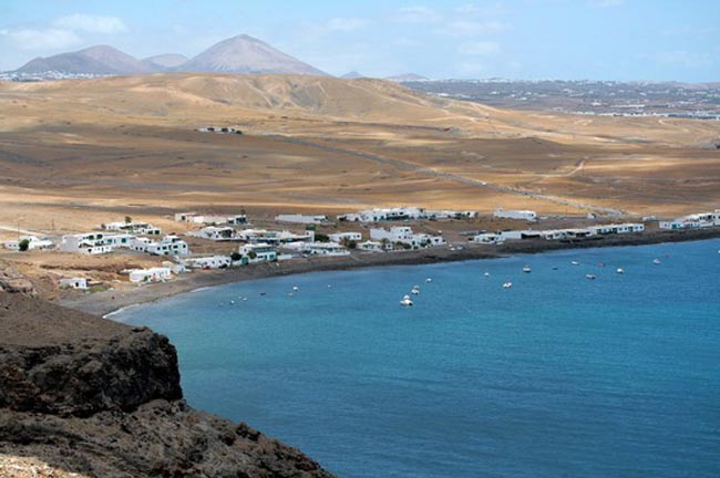 PLAYA QUEMADA (LANZAROTE)