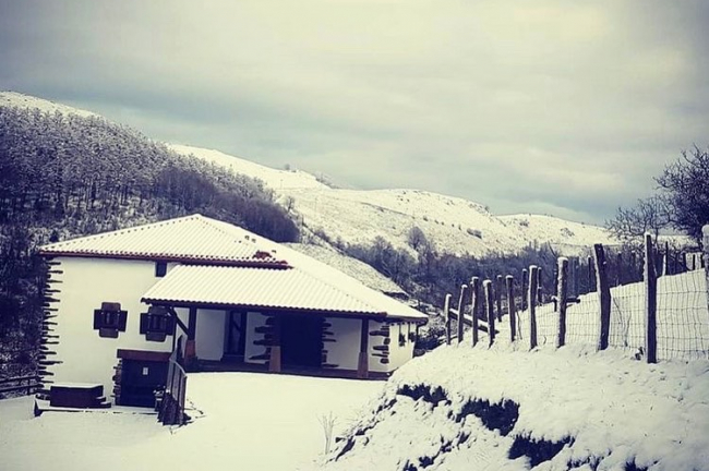 Casa Rural de Alquiler Completo Baserri (Etxalar, Navarra)