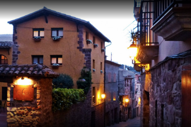 Cal Crispí, avellanas en las Muntanyes de Prades