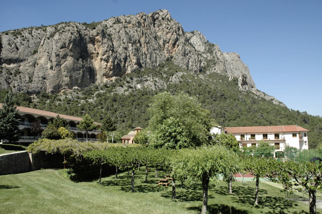 1. Senderismo al Macizo de Sant Honorat i Roca del Corb (Lleida)