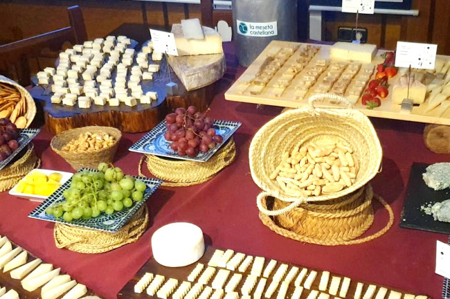 Experiencia "Delicias palentinas": Quesos y vinos con carácter