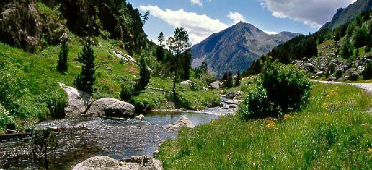 Gift Key Experience "Pyrenean Axis Route N-260"