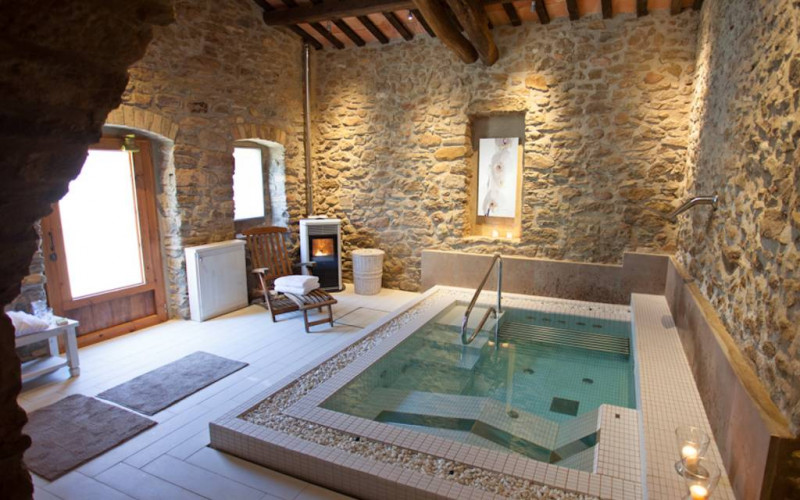 Hoteles con Jacuzzi - Hotel La Garriga de Castelladral Jacuzzi