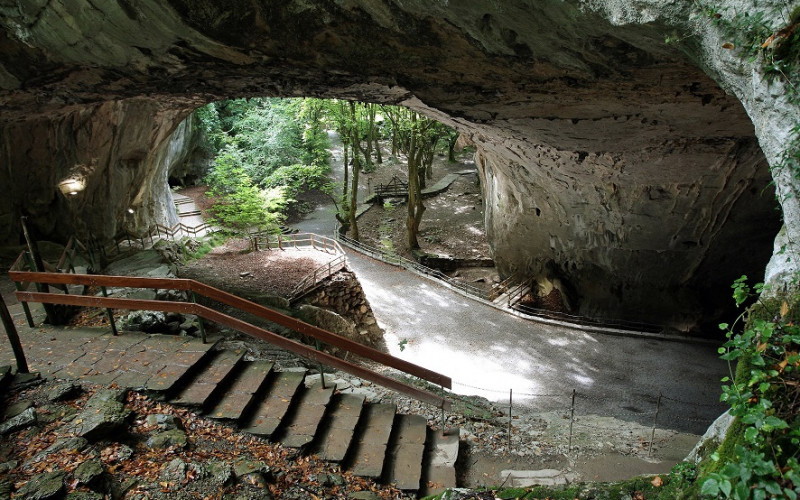 Weekend trips to Navarra rural Zugarramurdi Caves