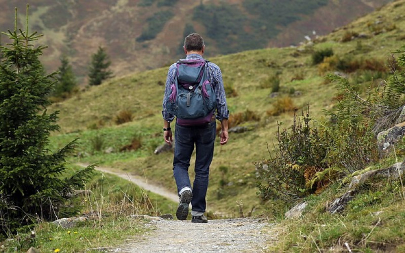 Hoteles con rutas de senderismo treking andar