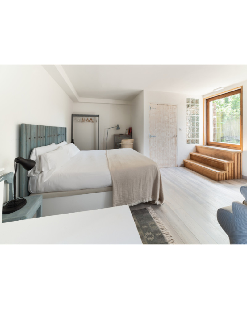 Book Online Boutique Hotels and Unique Rural Houses