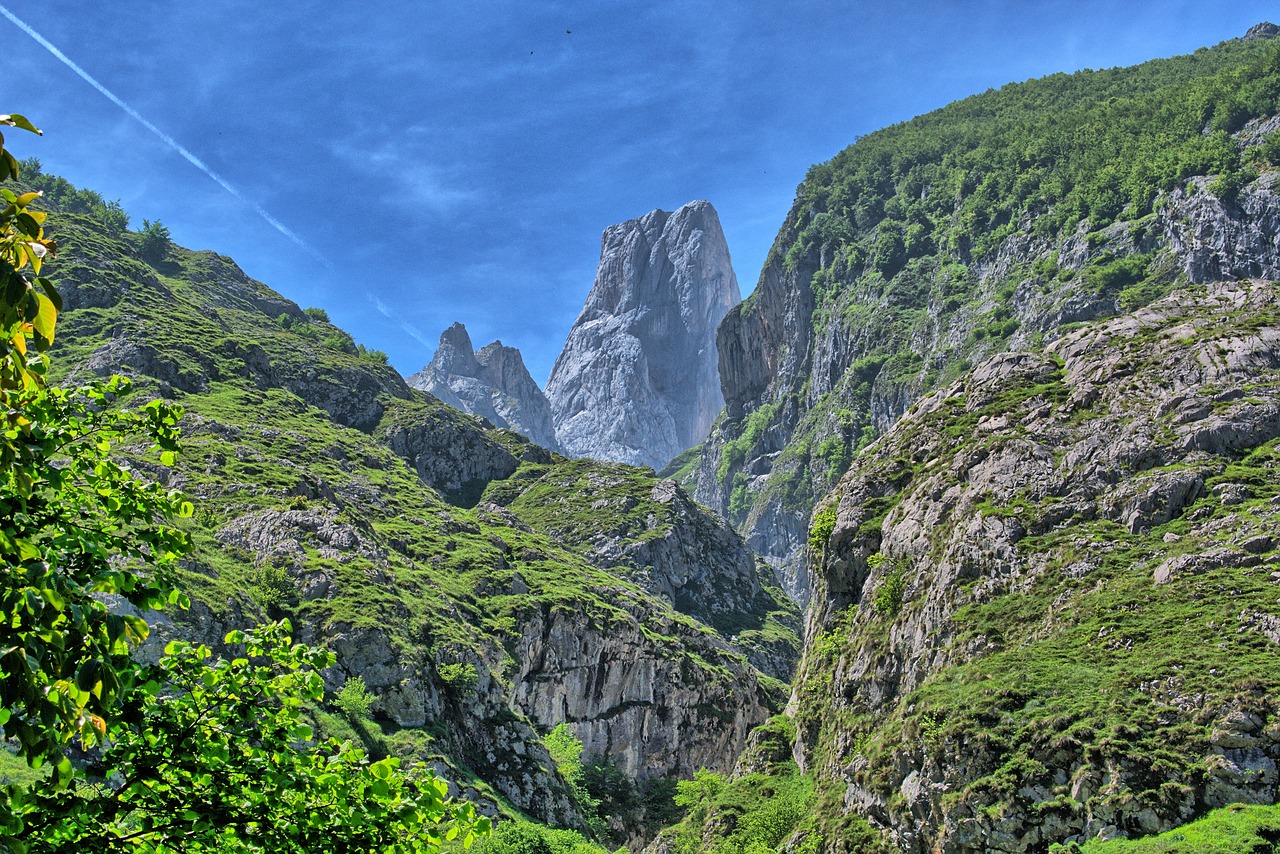 <strong>Hoteles en Picos de Europa con encanto y Casas Rurales en Picos de Europa</strong>