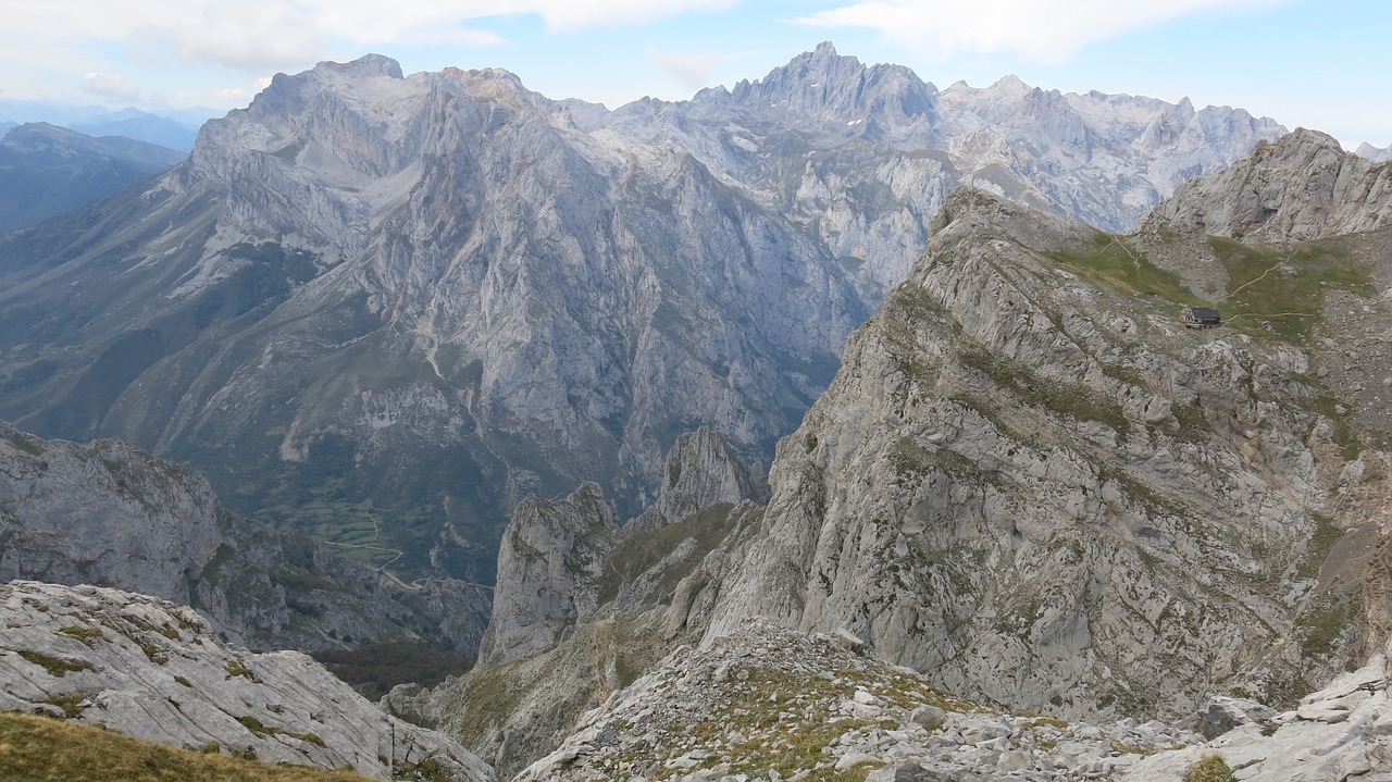 <strong>Hoteles en Picos de Europa con encanto y Casas Rurales en Picos de Europa</strong>