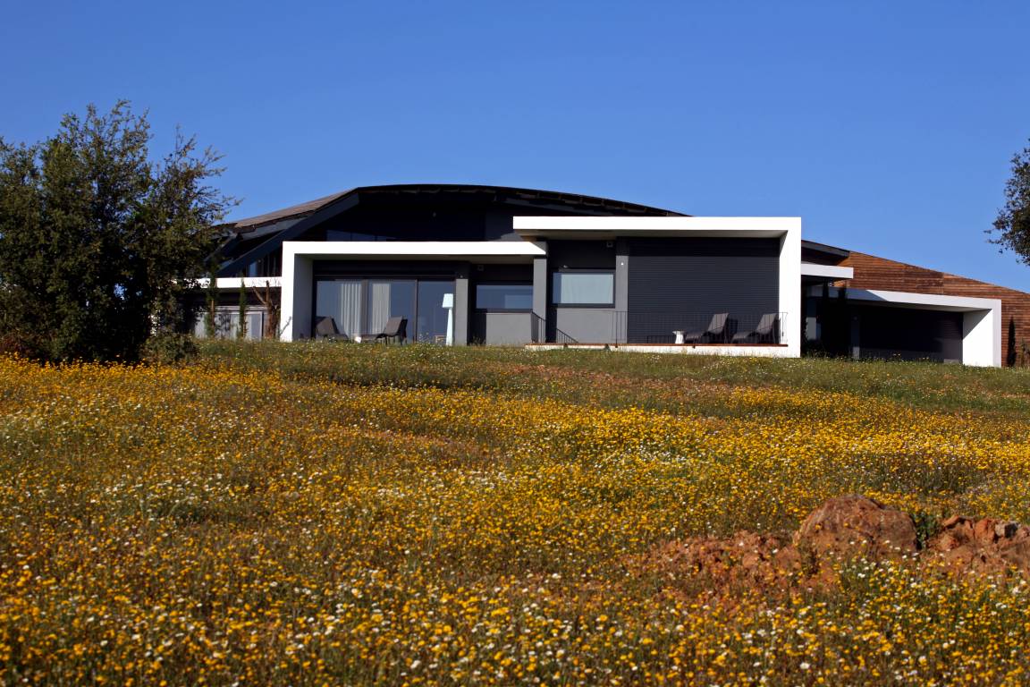 <strong><strong>Boutique Hotels in Alentejo Herdade da Cortesia Hotel cube room garden</strong></strong> <strong><strong>Boutique Hotels in Alentejo Herdade da Cortesia Hotel cube room garden</strong></strong>