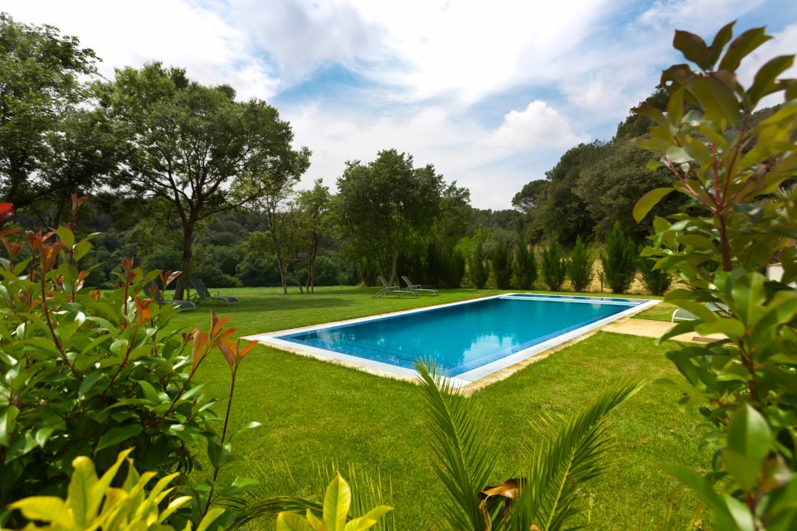 <strong>Rural Hotels - Hotel Rural Can Clotas natural garden pool</strong>