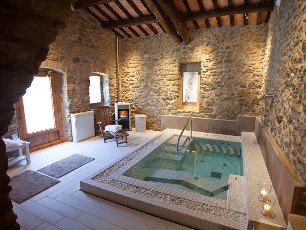 <strong>Hoteles con Jacuzzi en la habitación - Hotel La Garriga de Castelladral (Castelladral, Barcelona)</strong>