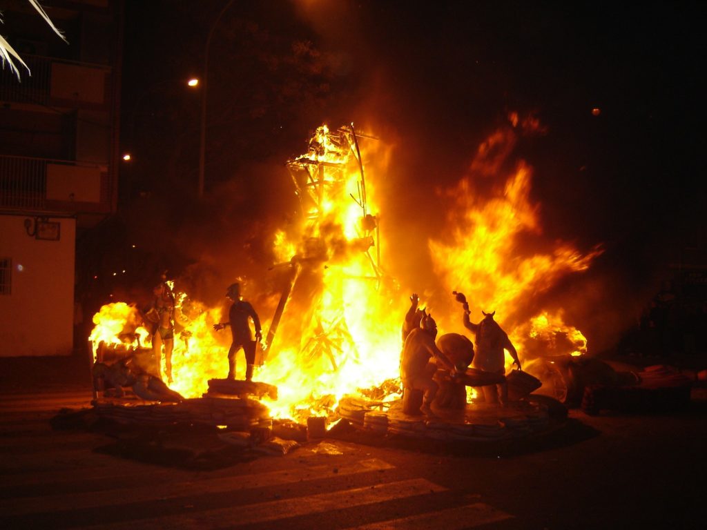 <strong>Hoteles en Valencia Playa Capital- Fallas de Valencia</strong>