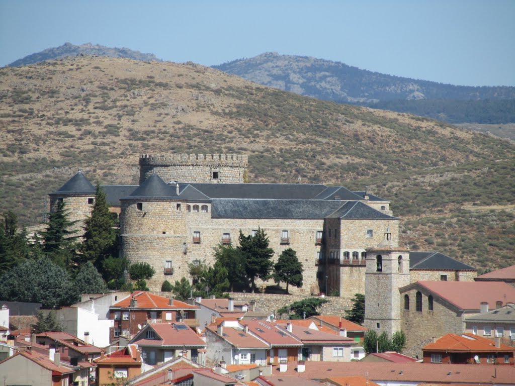 <strong>Hoteles y Casas Rurales en Ávila Palacio de Maglia Navas del Marques</strong>