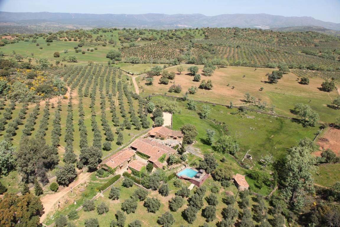 <strong>Romantic rural hotel with charm in Cáceres Finca La Ramallosa</strong>