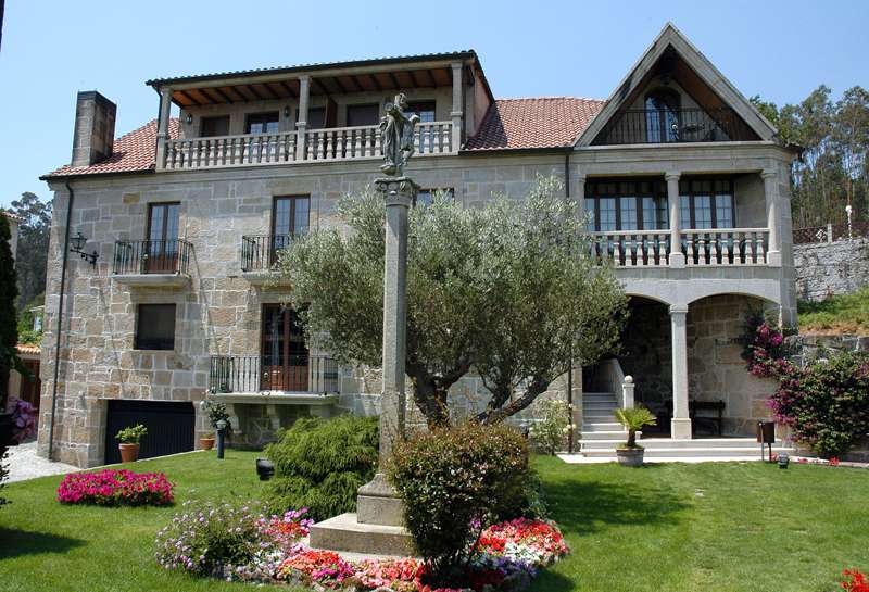 Casas Rurales Baratas con encanto Rusticae - Hotel Rural Barato Casa Antiga do Monte (La Coruña)