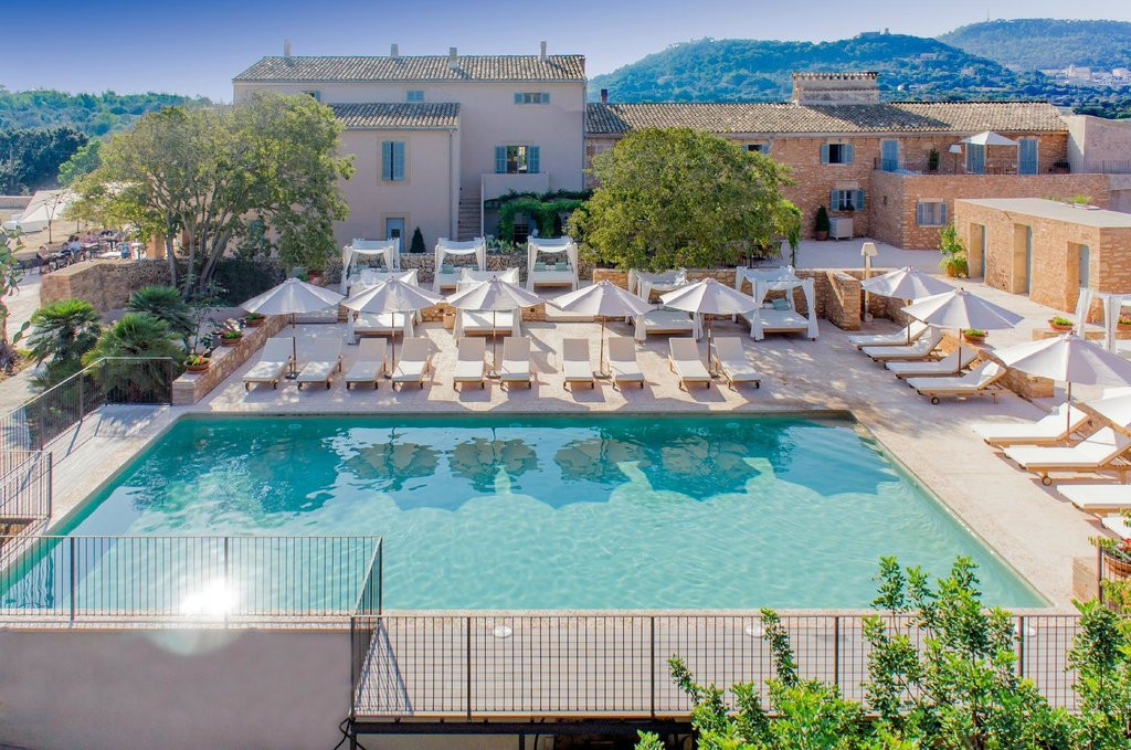 <strong>Small Luxury Boutique hotels in Spain Rusticae - Predi Son Jaumell Luxury Hotel pool</strong>