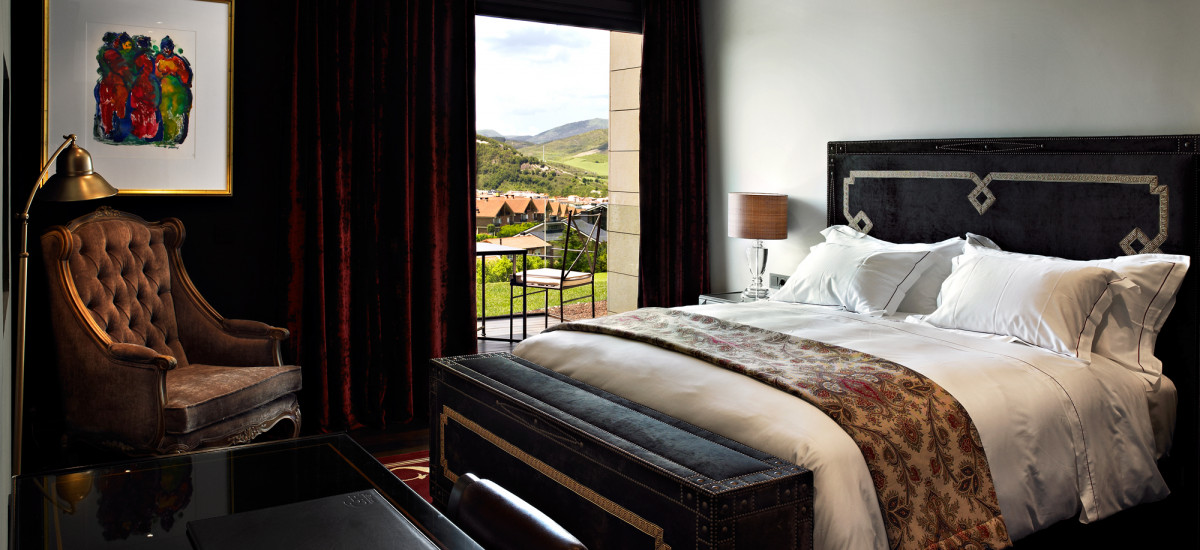 Gift Key Romantic 1 Night with Breakfast