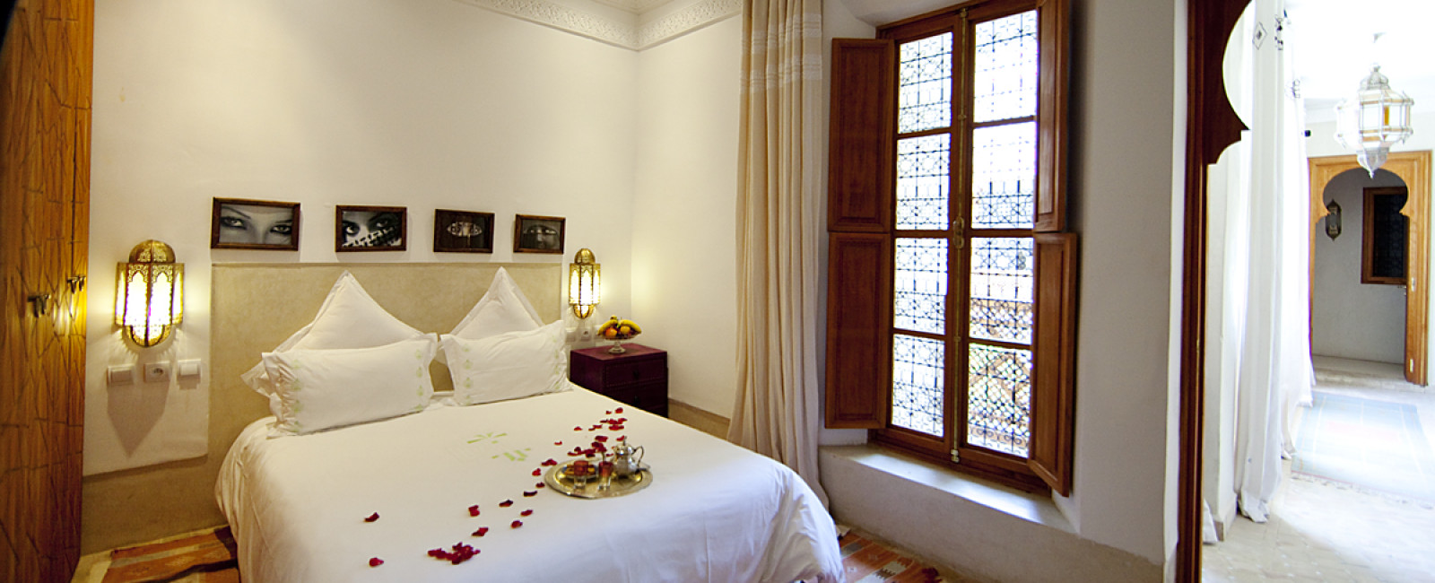 Gift Key Romantic 1 Night with Breakfast