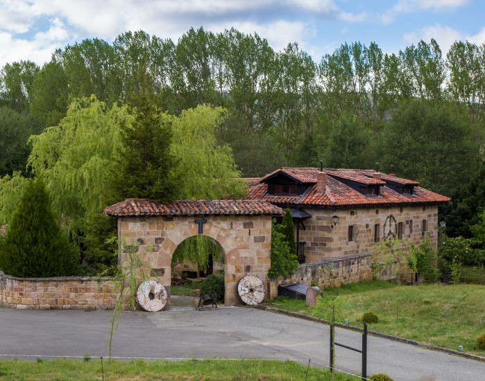 Experiencia "Cantabria Rupestre - Románica"